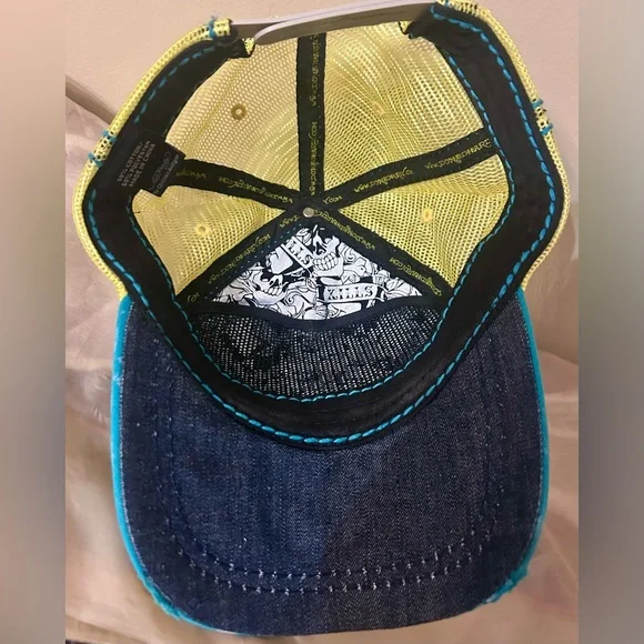 Ed Hardy Vintage Tiger Mesh Trucker Hat - Picture 3 of 5